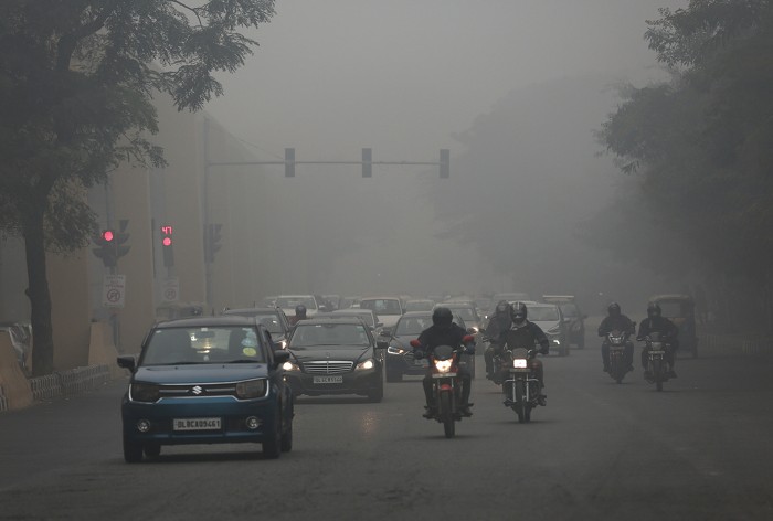 Delhi’s Winter Fog and Cold Temperatures: A Chilly Outlook